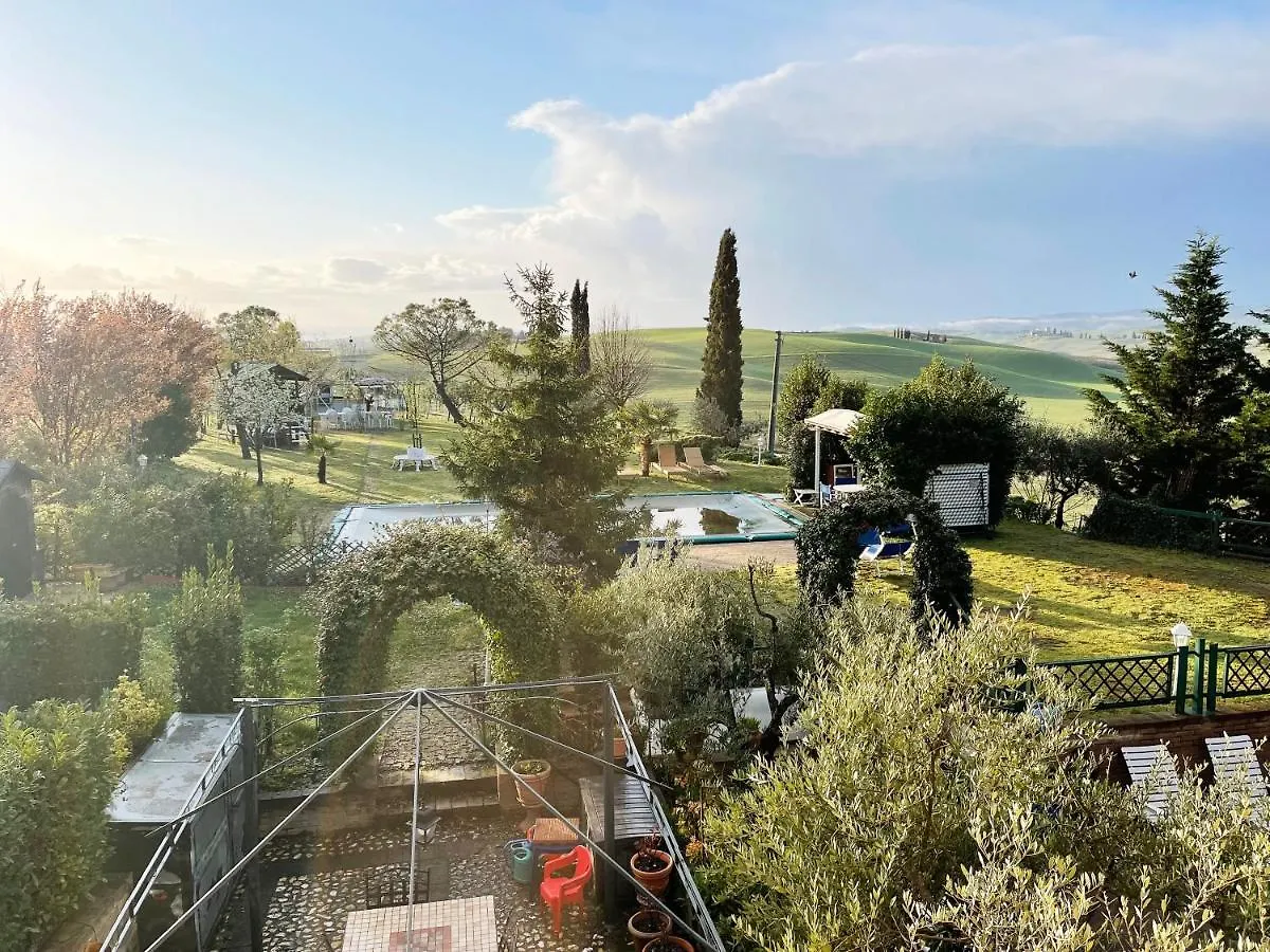 Sweet Home con Piscina e Giardino a Siena Italia