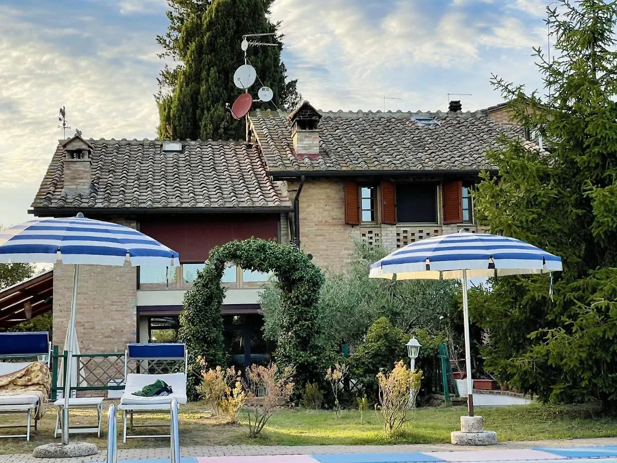 Appartamento Sweet Home con Piscina e Giardino a Siena